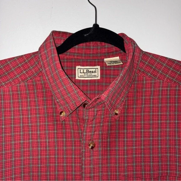 L.L. Bean Red Plaid Men's Button Down Shirt Large - Picture 2 of 7